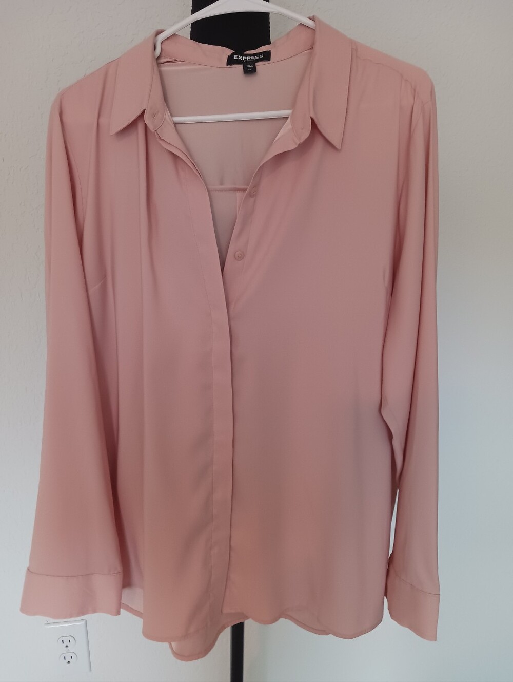 Express Pink Blush Button Down Shirt Blouse Sz XL EUC